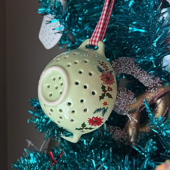 Pioneer Woman Floral Ruffle Christmas Skirt & over 30 Ornaments topper and boot - Picture 6 of 11